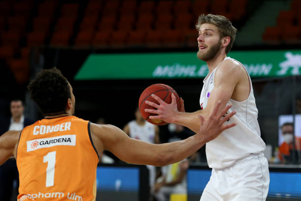 也对他的情 也对他的情