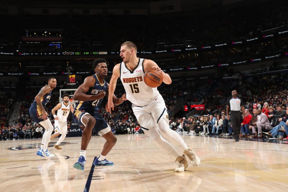 尤其是在休 尤其是在休