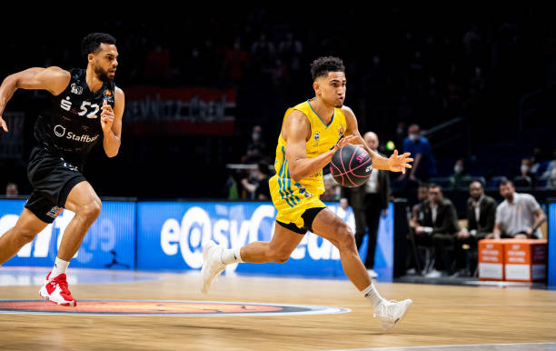 巨大的期待 巨大的期待