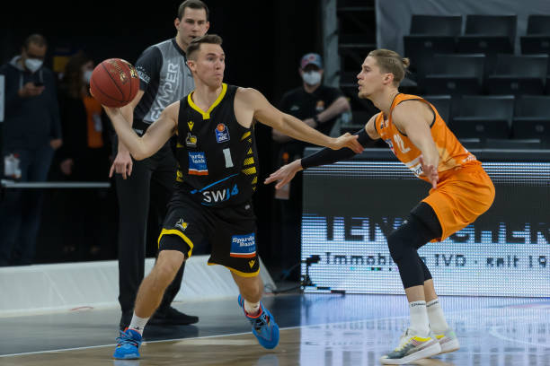 经深刻地影 经深刻地影